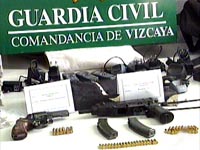 Fotografa Material incautado en la operacin de la Guardia Civil en Vizcaya