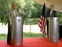 Fotografa George W. Bush, en su comparecencia con el presidente de Uruguay, Tabar Vzquez
