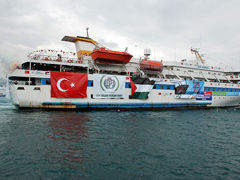 Fotografa de Portada: Barco de la <i>Flotilla de libertad</i> cuando sali hacia Gaza (FOTO: Freegaza.org)
