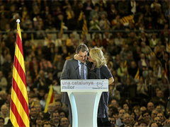 Fotografa de Portada: Artur Mas, emocionado en el mitin de cierre de la campaa (FOTO: CiU)