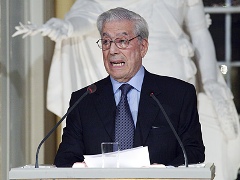 Fotografa de Portada: Vargas Llosa, en la lectura de su discurso (FOTO: Nobel Media)