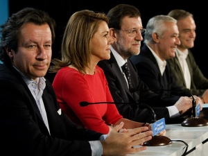 Fotografa de Portada: Mariano Rajoy, con la cpula de la nueva direccin del PP (FOTO: Diego/Tarek/PP)