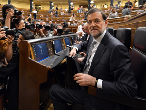 Fotografa Rajoy, en su escao del Congreso (foto: La Moncloa/Diego)