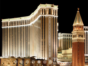 Fotografa El multimillonario Sheldon Adelson levantar una veintena de hoteles como el lujoso Venetian  (foto: Las Vegas Sands)