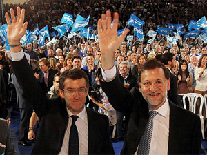 Fotografa de Portada: Feijo y Rajoy, durante uno de los mtines de la campaa electoral (foto: PP de Galicia)