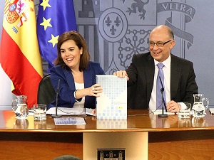Fotografa de Portada: La vicepresidenta del Gobierno y el ministro de Hacienda presentan el informe de la Reforma de la Administracin (foto: La Moncloa)