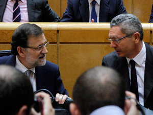 Fotografa de Portada: Mariano Rajoy y Alberto Ruiz Gallardn, juntos en el Senado antes del verano (foto: La Moncloa)