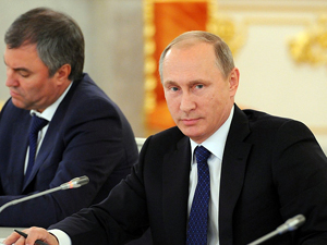 Fotografa de Portada: Vladmir Putin en una reunin del Comit de Derechos Humanos (foto: Krenlim)