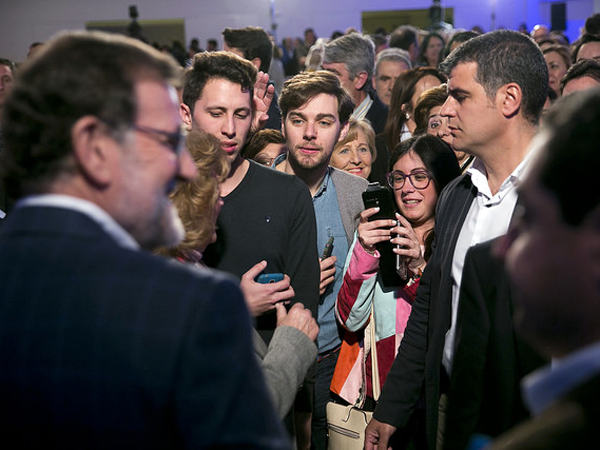 Fotografa de Portada: Mariano Rajoy, en un acto social en el que propuso el cambio de hora (foto: PP)