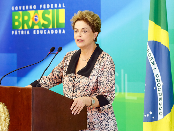 Fotografa de Portada: Dilma Rousseff, en uno de sus ltimos discursos (foto: Presidencia de Brasil)