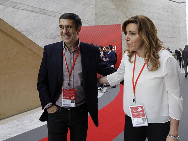 Fotografa de Portada: Susana Daz y Patxi Lpez, juntos en un anterior congreso del partido (foto: PSOE)