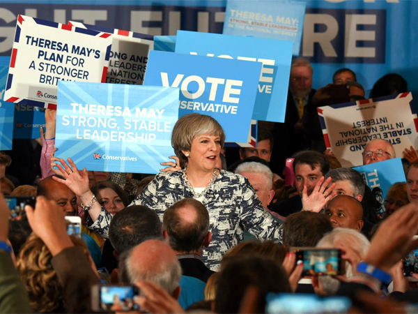 Fotografa de Portada: Theresa May, en uno de los mtines finales de su campaa (foto: Partido Conservador)